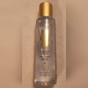 CALE Truffle Therapy Face Toner - White and Brown